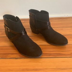Karen Scott Ankle Boots NWOT